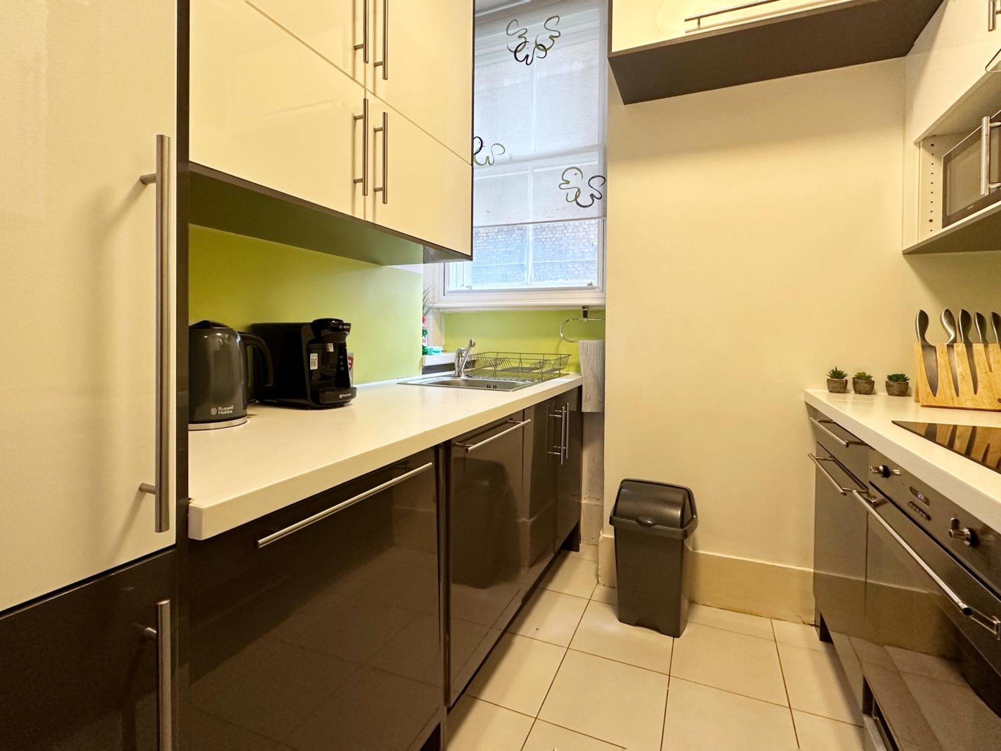 Apartament Oliver's Place In Holborn - 2 Double Beds, 1 Sofa Bed, Great Location *