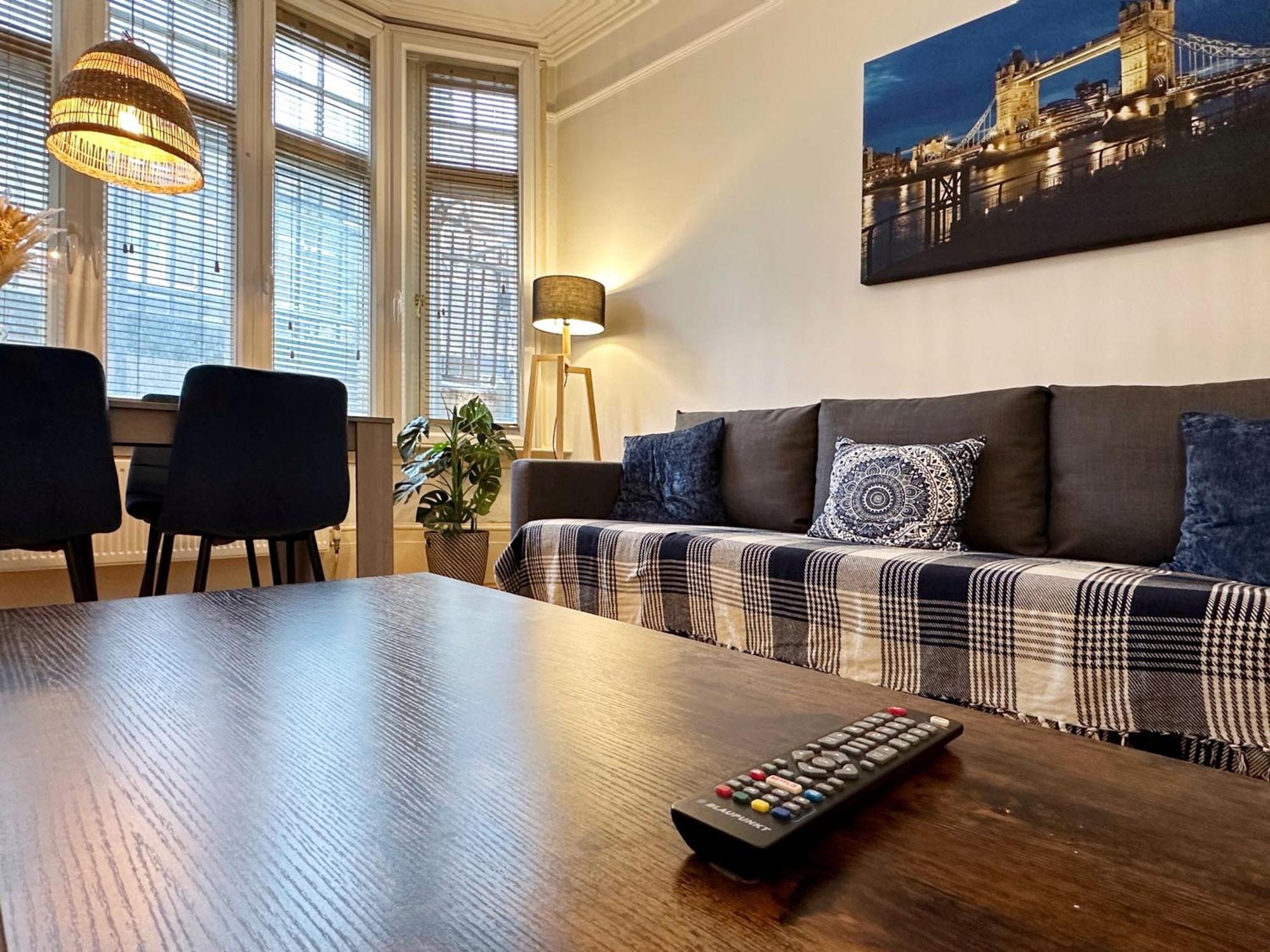 Oliver's Place In Holborn - 2 Double Beds, 1 Sofa Bed, Great Location Apartament