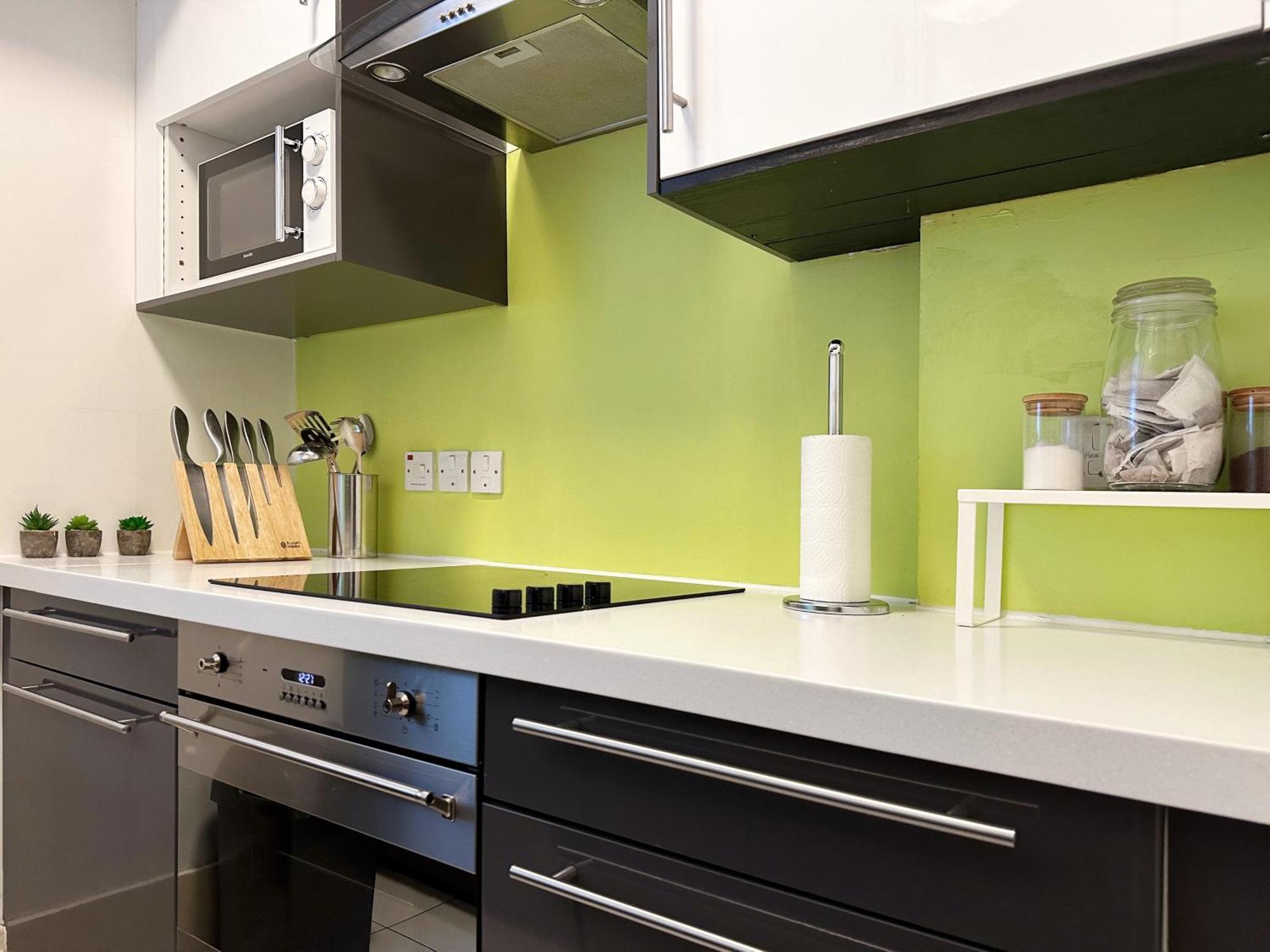 Oliver's Place In Holborn - 2 Double Beds, 1 Sofa Bed, Great Location Apartament Londra